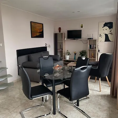 Nyil Apartman Wellnes Debrecen Exterior photo