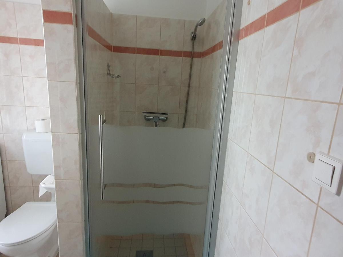 Nyil Wellnes Apartament