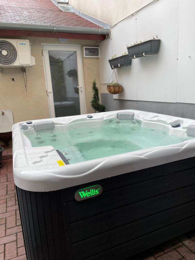 Nyil Wellnes Apartmán Debrecín